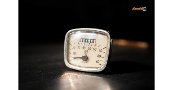 Veglia Speedometer – Classic Vespa Retro Style (0–90 Km/h)